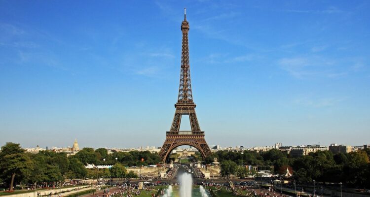 Menara Eiffel