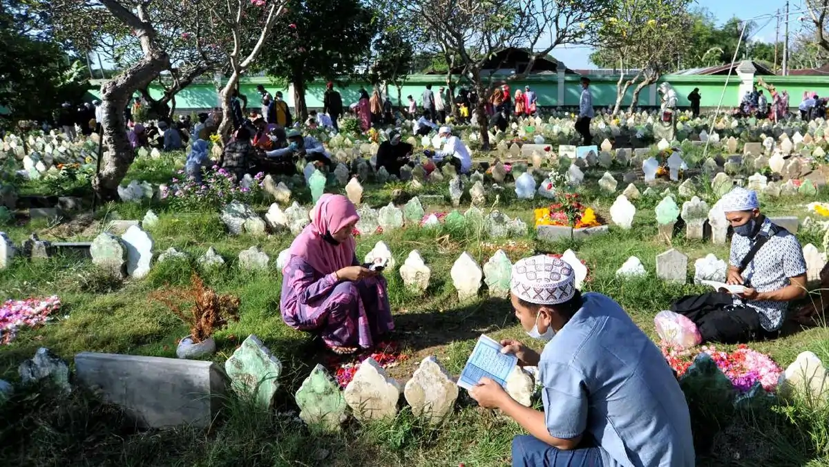 Doa Ziarah Kubur